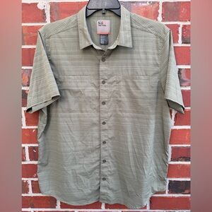 5.11 Tactical Ellis Large Short Sleeve Green Plaid Snap Down Collared Shirt M4